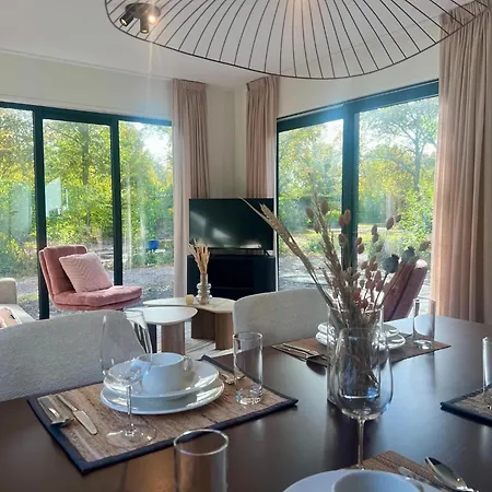 Chalet Modern Family Retreat Near The *