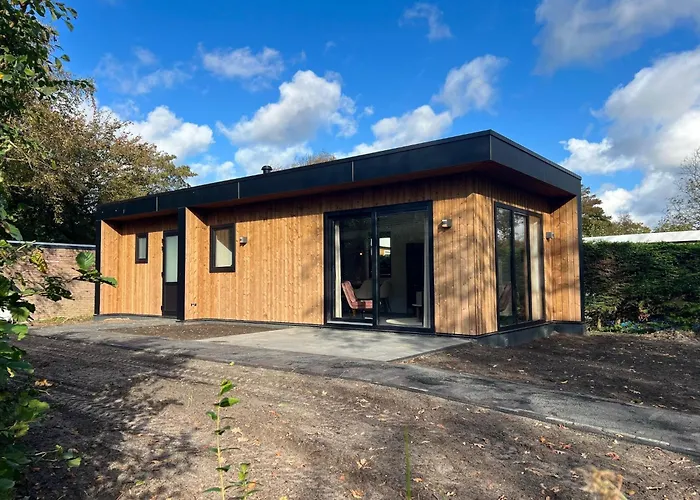 Modern Family Retreat Near The *