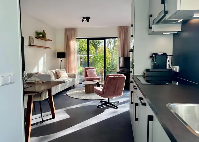 Modern Family Retreat Near The Alpehytte *